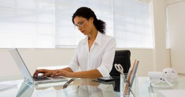 One computer user at desk